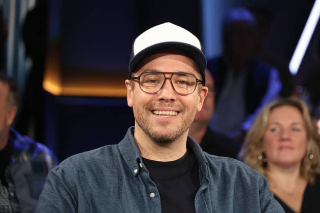 Jan van Weyde, Comedian und Schauspieler, zu Gast in der NDR Talk Show, Fototermin am 30.1.2026, Ausstrahlung der Sendung am 6.2.2026 im 3. Programm des NDR Fernsehen, Fernsehstudio Hamburg Lokstedt