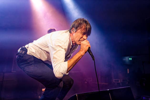 February 6, 2026, Liverpool, United Kingdom: Brett Anderson, lead singer of Of Uk band Suede on stage At Liverpool University UK band Suede performing on stage at Liverpool University, Mountford Hall, UK as part of their 2026 ˜Antidepressants™ tour Liverpool United Kingdom - ZUMAs197 20260206_aaa_s197_379 Copyright: xAndyxVonxPipx