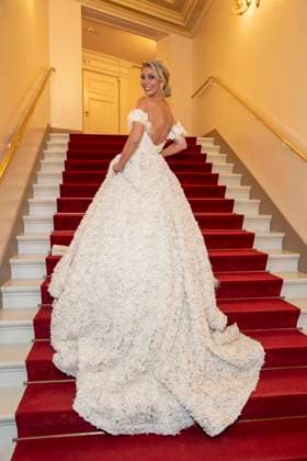 Annika Gassner zu Gast im Ballsaal beim 100 Sepmper Oernball in der Semper Oper in Dresden am 6.Februar 2026 Sachsen Deutschland