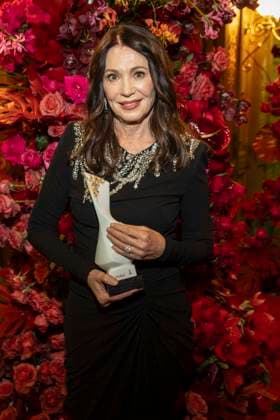 Iris Berben mit dem Choros Award Preistraegerin zu Gast im Ballsaal beim 100 Sepmper Oernball in der Semper Oper in Dresden am 6.Februar 2026 Sachsen Deutschland