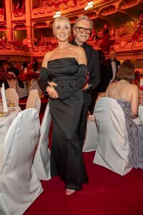 Gesine Lippert und Wolfgang Lippert zu Gast im Ballsaal beim 100 Sepmper Oernball in der Semper Oper in Dresden am 6.Februar 2026 Sachsen Deutschland