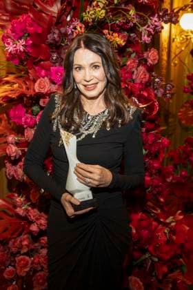 Iris Berben mit dem Choros Award Preistraegerin zu Gast im Ballsaal beim 100 Sepmper Oernball in der Semper Oper in Dresden am 6.Februar 2026 Sachsen Deutschland