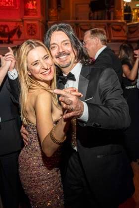 Stefanie Hertel mit Ehemann Leopold Lanny Lanner beim tanzen zu Gast im Ballsaal beim 100 Sepmper Oernball in der Semper Oper in Dresden am 6.Februar 2026 Sachsen Deutschland