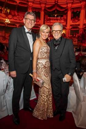 Wolfram Weimer, Kamilla Senjo und Wolfgang Lippert zu Gast im Ballsaal beim 100 Sepmper Oernball in der Semper Oper in Dresden am 6.Februar 2026 Sachsen Deutschland