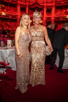 Stefanie Hertel und Kamilla Senjo zu Gast im Ballsaal beim 100 Sepmper Oernball in der Semper Oper in Dresden am 6.Februar 2026 Sachsen Deutschland