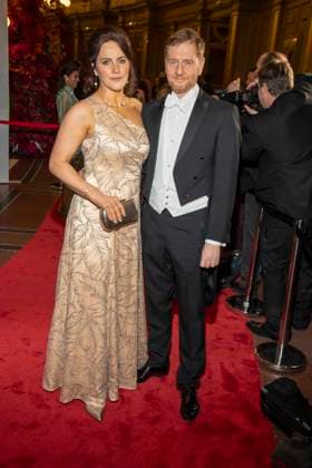 Annett Hofmann und Michael Kretschmer MP Sachsen zu Gast auf dem roten Teppich beim 100. Sepmper Oernball in der Semper Oper in Dresden am 6.Februar 2026 Sachsen Deutschland