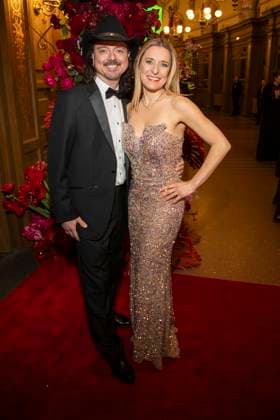 Stefanie Hertel mit Ehemann Leopold Lanny Lanner auf dem roten Teppich zu Gast im Ballsaal beim 100 Sepmper Oernball in der Semper Oper in Dresden am 6.Februar 2026 Sachsen Deutschland