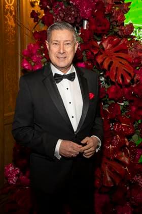 Joachim Llambi auf dem roten Teppich zu Gast im Ballsaal beim 100 Sepmper Oernball in der Semper Oper in Dresden am 6.Februar 2026 Sachsen Deutschland