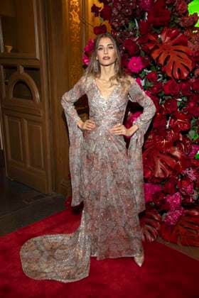 Cathy Hummels auf dem roten Teppich zu Gast im Ballsaal beim 100 Sepmper Oernball in der Semper Oper in Dresden am 6.Februar 2026 Sachsen Deutschland