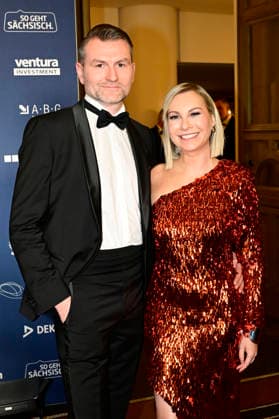 Susanne Klehn mit Partner Michael Heinz beim 18. SemperOpernball 2026 in der Semper Oper. Dresden, 06.02.2026