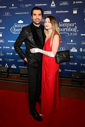 Jonathan Tetelman mit Ehefrau Andrea beim 18. SemperOpernball 2026 in der Semper Oper. Dresden, 06.02.2026