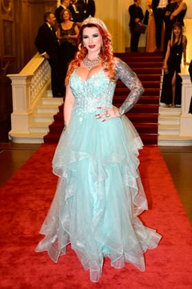 Lyn Künstner beim 18. SemperOpernball 2026 in der Semper Oper. Dresden, 06.02.2026
