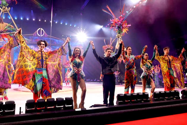Max Giesinger bei der Premiere der Eisrevue Holiday on Ice - Cinema of Dreams in der Barclays Arena. Hamburg, 06.02.2026