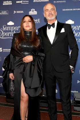 Simone Thomalla mit Partner Rene Marchand beim 18. SemperOpernball 2026 in der Semper Oper. Dresden, 06.02.2026