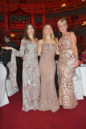 Cathy Hummels, Stefanie Hertel und Kamilla Senjo beim 18. SemperOpernball 2026 in der Semper Oper. Dresden, 06.02.2026