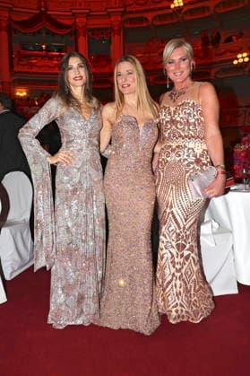 Cathy Hummels, Stefanie Hertel und Kamilla Senjo beim 18. SemperOpernball 2026 in der Semper Oper. Dresden, 06.02.2026