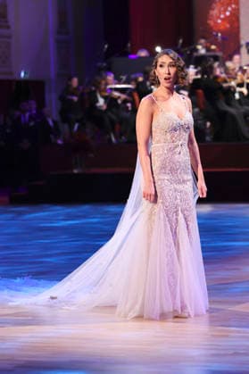 Valerie Eickhoff beim 18. SemperOpernball 2026 in der Semper Oper. Dresden, 06.02.2026