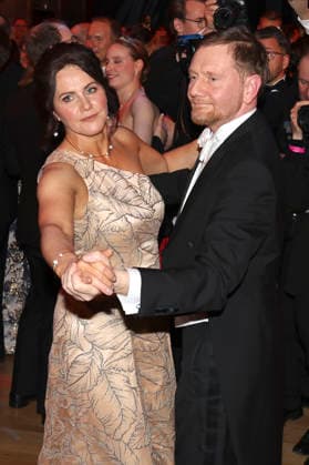 Michael Kretschmer mit Partnerin Annett Hofmann beim 18. SemperOpernball 2026 in der Semper Oper. Dresden, 06.02.2026