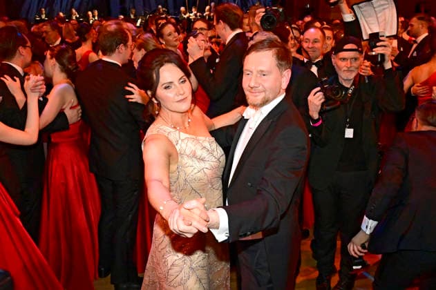 Michael Kretschmer mit Partnerin Annett Hofmann beim 18. SemperOpernball 2026 in der Semper Oper. Dresden, 06.02.2026