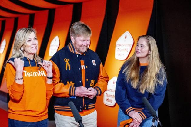 MILAN - Queen Maxima, Princess Amalia, and King Willem-Alexander visit the TeamNL House during the Olympic Games in Milan. ROBIN UTRECHT ANP netherlands out - belgium out  Copyright: xx x549912864x originalFilename: 549912864.jpg