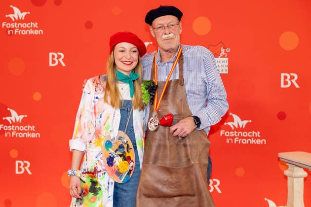 Im Bild: v.li. Tochter Alexandra-Susanne Haarhoff und BR-Verwaltungsrat Christoph Dorn Veitshoechheim, Mainfrankensaele, 06.02.2026, Fastnacht in Franken 2026 Copyright: HMBxMedia xJulienxBecker
