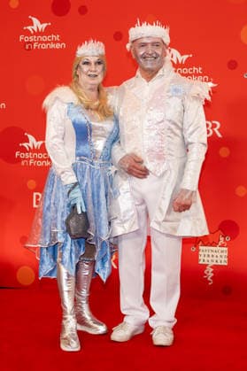Im Bild: BR-Rundfunkrat Landrat Rhoen-Grabfeld, Thomas Habermann, rechts im Bild mit seiner Begleiterin Veitshoechheim, Mainfrankensaele, 06.02.2026, Fastnacht in Franken 2026 Copyright: HMBxMedia xJulienxBecker