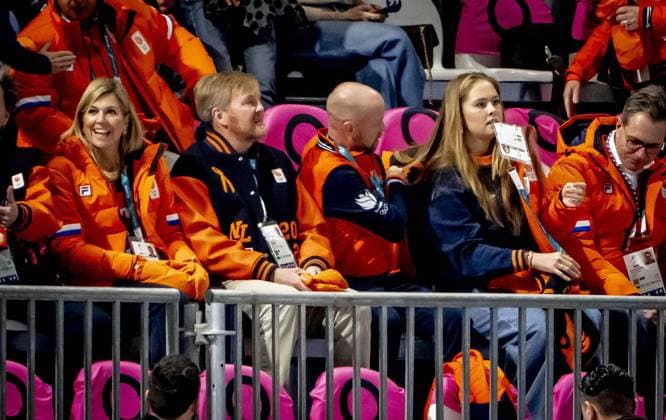 MILAN - Queen Maxima, Princess Amalia, and King Willem-Alexander visit the women s 3000 meters Milano Speed Skating Stadium during the Milan Cortina 2026 Winter Olympics. ROBIN UTRECHT ROBIN UTRECHT ANP netherlands out - belgium out  Copyright: xx x549926611x originalFilename: 549926611.jpg