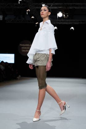 Modad catwalk during Madrid Fashion Week in Madrid - 07 Feb 2026 A model walks the runway in a design by designer CSDMM at the Momad catwalk during the Madrid Fashion Week at Ifema. Madrid Spain Copyright: xAtilanoxGarciax xSOPAxImagesx photos04468