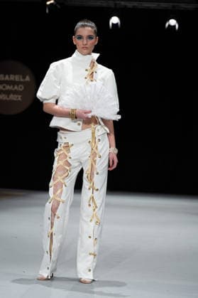 Modad catwalk during Madrid Fashion Week in Madrid - 07 Feb 2026 A model walks the runway in a design by designer CSDMM at the Momad catwalk during the Madrid Fashion Week at Ifema. Madrid Spain Copyright: xAtilanoxGarciax xSOPAxImagesx photos04501