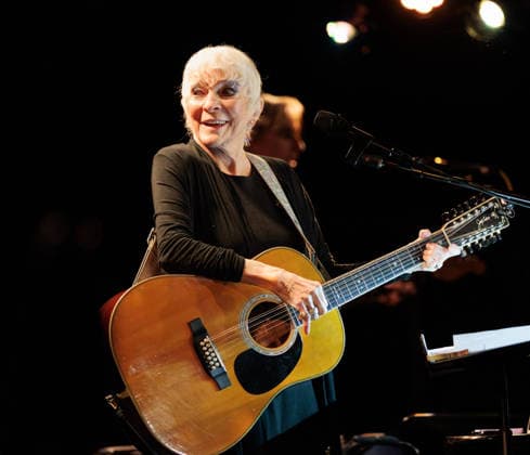 February 7, 2026, Natick, Massachusetts, USA: Grammy-winning singer-songwriter JUDY COLLINS, 86, performs for a sold-out audience in Natick, Massachusetts. With a music career spanning more than six decades, Collins rose to international fame with her Grammy-winning hit Both Sides, Now and later recorded the Stephen Sondheim classic Send In The Clowns. Natick USA  - ZUMAs379 20260207_znp_s379_002 Copyright: xDavexShrewsburyx