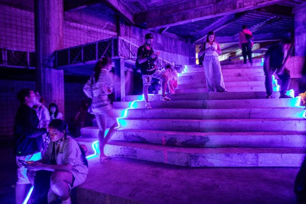 Bangkok Design Week 2026 in Bangkok, Thailand - 08 Feb 2026 Art Installation named New World New Pulse , a kinetic sculpture reflecting the area’s vibrant spirit inside an abandoned shopping mall during Bangkok Design Week 2026. Bangkok Design Week 2026, themed Design SOS is an expansive festival celebrating creativity and design across Bangkok. Held from January 29 to February 08, showcasing innovative design solutions and fostering positive energy amidst challenges. It promotes Bangkok s status as a UNESCO Creative City of Design, attracting creatives and visitors to explore and contribute to the city s vibrant design landscape. Bangkok Thailand Copyright: xGuillaumexPayenx xSOPAxImagesx GUI_PAYEN_08FEB2026_131A8519