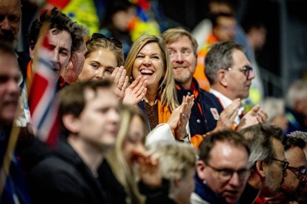 MILAN - Queen Maxima, Princess Amalia, and King Willem-Alexander in the men s 5,000-meter speed skating final at the Milan Speed Skating Stadium, Milan Cortina 2026 Olympic Winter Games. ROBIN UTRECHT ANP netherlands out - belgium out  Copyright: xx x550051499x originalFilename: 550051499.jpg