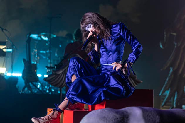 Magdalena Bay perform at Manchester Apollo Mica Tenenbaum of American alternative pop duo Magdalena Bay performs at Manchester Apollo, Manchester, England, 8th February 2026, Credit:Mike Gray Avalon  Copyright: xMikexGrayx xAvalonx 1073259883
