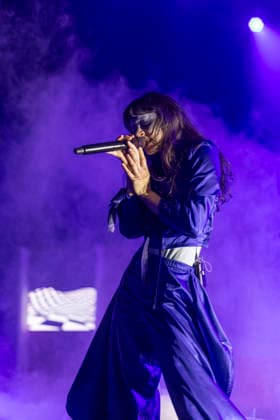Magdalena Bay perform at Manchester Apollo Mica Tenenbaum of American alternative pop duo Magdalena Bay performs at Manchester Apollo, Manchester, England, 8th February 2026, Credit:Mike Gray Avalon  Copyright: xMikexGrayx xAvalonx 1073259915