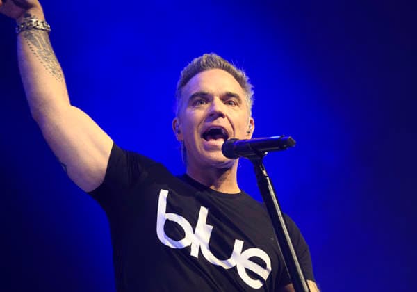 Robbie Williams performs live in Brixton Academy, London, 8 February 2026 Robbie Williams plays two sets live to promote his new album Britpop in Brixton Academy, London, 8 February 2026 ., Credit:Tina Korhonen Avalon United Kingdom, London  Copyright: xTinaxKorhonenx xAvalonx 1073261589