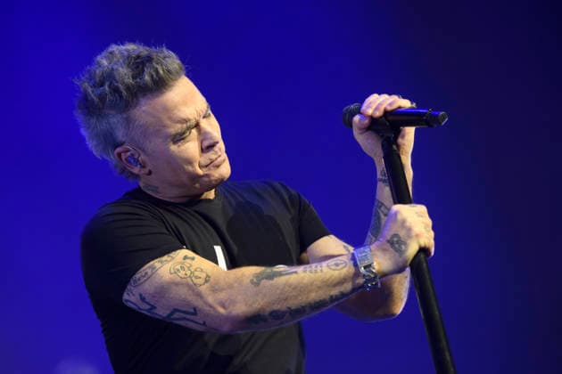 Robbie Williams performs live in Brixton Academy, London, 8 February 2026 Robbie Williams plays two sets live to promote his new album Britpop in Brixton Academy, London, 8 February 2026 ., Credit:Tina Korhonen Avalon United Kingdom, London  Copyright: xTinaxKorhonenx xAvalonx 1073261596