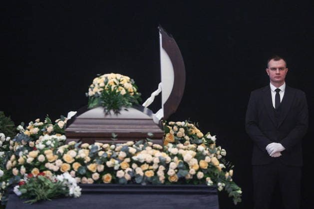 RUSSIA, MOSCOW - FEBRUARY 9, 2026: The body lies in state during a farewell ceremony for actress Olga Chipovskaya in the Great Portrait Foyer of the Vakhtangov State Academic Theatre. Chipovskaya passed away on February 4 at the age of 67 Moscow Russia  - ZUMAt113 20260209_zaa_t113_024 Copyright: xSofyaxSandurskayax