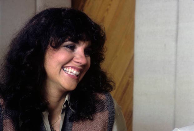 RECORD DATE NOT STATED Linda Ronstadt during a recording session 1978 EDITORIAL USE ONLY  Copyright: xEdxThrasherx