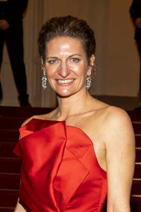 Angelika Niebler zu Gast auf dem roten Teppich beim 100. Sepmper Oernball in der Semper Oper in Dresden am 6.Februar 2026 Sachsen Deutschland *** Angelika Niebler as a guest on the red carpet at the 100 Sepmper Opera Ball at the Semper Opera in Dresden on February 6, 2026 Saxony Germany