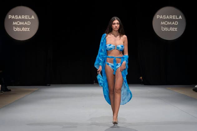February 9, 2026, Madrid, Madrid, Spain: The model walks the runway at the MOMAD International Fashion Show, wearing designs by students from the ACQUADICOCCO, Madrid School of Fashion Design), Madrid, (02.06.26) Madrid Spain  - ZUMAc312 20260209_zsp_c312_014 Copyright: xOscarxManuelxSanchezx