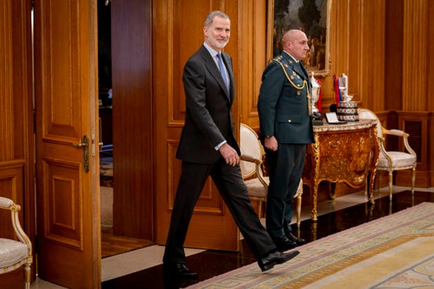 King Felipe VI receives in audience ORACLE executives King Felipe VI receives in audience the CEO of Oracle, Mike Sicilia, and the General Manager of Oracle Spain, Albert Triola, at the Palace of La Zarzuela, on February 9, 2026, in Madrid Spain 09 FEBRUARY 2026 A Pé Madrid Madrid Spain  Copyright: xA.xPÃ rezxMecax 7277543