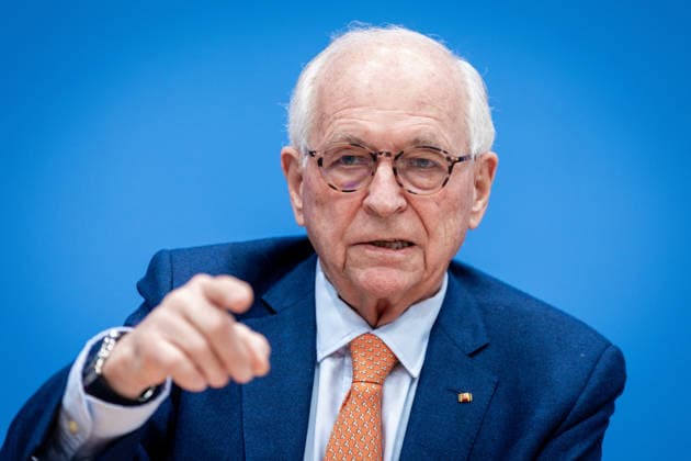 Wolfgang Ischinger, Vorsitzender der Muenchner Sicherheitskonferenz (MSC), aufgenommen auf einer Bundespressekonferenz zur bevorstehenden Muenchner Sicherheitskonferenz und zum Munich Security Report 2026, Berlin, 09.02.2026. Berlin Deutschland *** Wolfgang Ischinger, Chairman of the Munich Security Conference MSC , recorded at a federal press conference on the upcoming Munich Security Conference and the Munich Security Report 2026, Berlin, 09 02 2026 Berlin Germany Copyright: xNeelexJanssenx