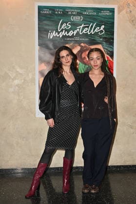 Les Immortelles Premiere - Paris Lena Garrel and Louiza Aura attending to the premiere of ‘Les immortelles’ held at Max Linder Panorama cinema, in Paris, France on February 9, 2026. Photo by Mireille Ampilhac ABACAPRESS.COM Paris France  Copyright: xAmpilhacxMireille ABACAx