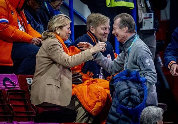 MILAN - Queen Maxima and King Willem-Alexander in the stands of the Milan Ice Skating Area during the qualifying competition for the women s 500 meters at the Milan Cortina 2026 Winter Olympics. ROBIN UTRECHT ANP netherlands out - belgium out  Copyright: xx x550223509x originalFilename: 550223509.jpg
