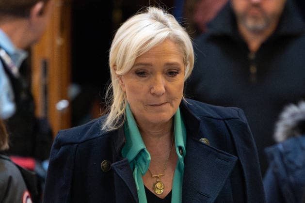 Marine Le Pen during the FN appeal trial of embezzlement of European public funds - Paris President of Rassemblement National parliamentary group Marine Le Pen leaves during a break during the defense closing argument in the trial of far-right party Rassemblement National (RN) Front National former or actual members on charges of embezzlement of European public funds in a case of alleged European Parliament fake jobs at the Palais de Justice in Paris on February 10, 2026. Photo by Raphael Lafargue ABACAPRESS.COM Paris France  Copyright: xLafarguexRaphael ABACAx