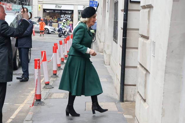 February 10, 2026, London, London, UK: London, UK. Queen Camilla arrives at St BrideÃ¢â‚¬â ¢s Church in the City of London to attend a Service of Celebration marking the 650th anniversary of the Royal Confirmation of the Guild of St Bride. London UK  - ZUMAl94_ 20260210_zaf_l94_018 Copyright: xDinendraxHariax