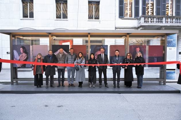 Milan, Italy The Luxury Icons inauguration and presentation at the MonteNapoleone District, the initiative included in the program of the Cultural Olympics of Milan Cortina 2026. In the photo: institutional ribbon cutting with Alessia Cappello, Councilor for Economic Development and Labor Policies of the Municipality of Milan, Guglielmo Miani, president of MonteNapoleone district, Barbara Ricci, CEO of Giorgio Linea, Annalisa Cardinale, director of RODO, Stefano Mologni, Chen Man, photographer of the exhibition with other event organizers. Copyright: xNickxZonnax xipa-agency.netx xNickxZonnax IPA_Agency_IPA71223133