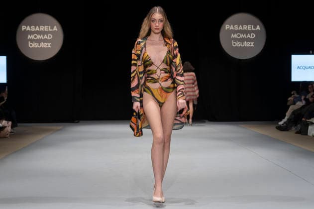 February 10, 2026, Madrid, Madrid, Spain: The model walks the runway at the MOMAD International Fashion Show, wearing designs by students from the ACQUADICOCCO, Madrid School of Fashion Design), Madrid, (02.06.26) Madrid Spain  - ZUMAc312 20260210_zsp_c312_040 Copyright: xOscarxManuelxSanchezx