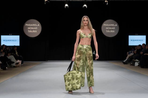 February 10, 2026, Madrid, Madrid, Spain: The model walks the runway at the MOMAD International Fashion Show, wearing designs by students from the ACQUADICOCCO, Madrid School of Fashion Design), Madrid, (02.06.26) Madrid Spain  - ZUMAc312 20260210_zsp_c312_073 Copyright: xOscarxManuelxSanchezx