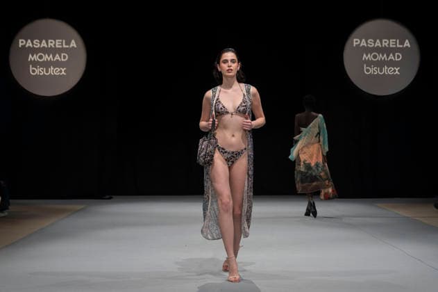February 10, 2026, Madrid, Madrid, Spain: The model walks the runway at the MOMAD International Fashion Show, wearing designs by students from the ACQUADICOCCO, Madrid School of Fashion Design), Madrid, (02.06.26) Madrid Spain  - ZUMAc312 20260210_zsp_c312_093 Copyright: xOscarxManuelxSanchezx